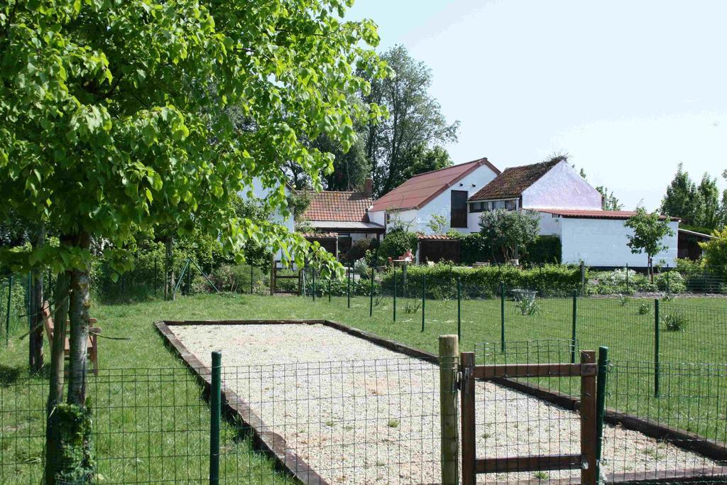 B&B 'T Wit Reigertje Oudenburg Εξωτερικό φωτογραφία
